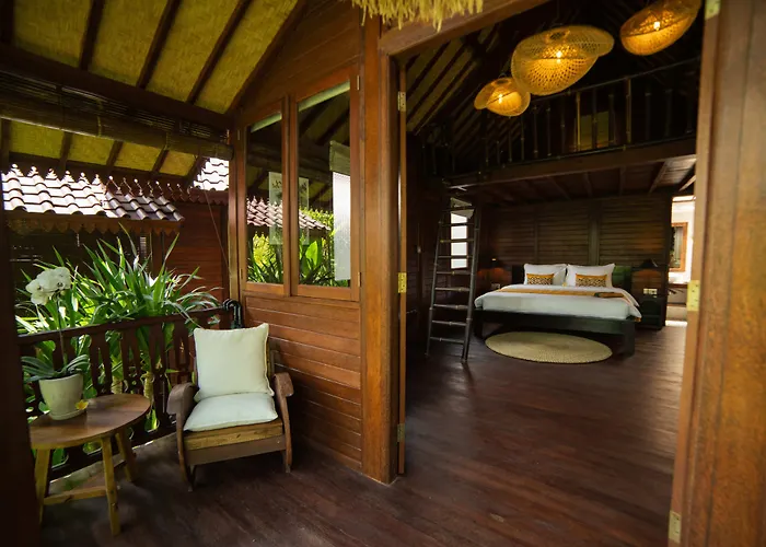 Kayu Village 4*